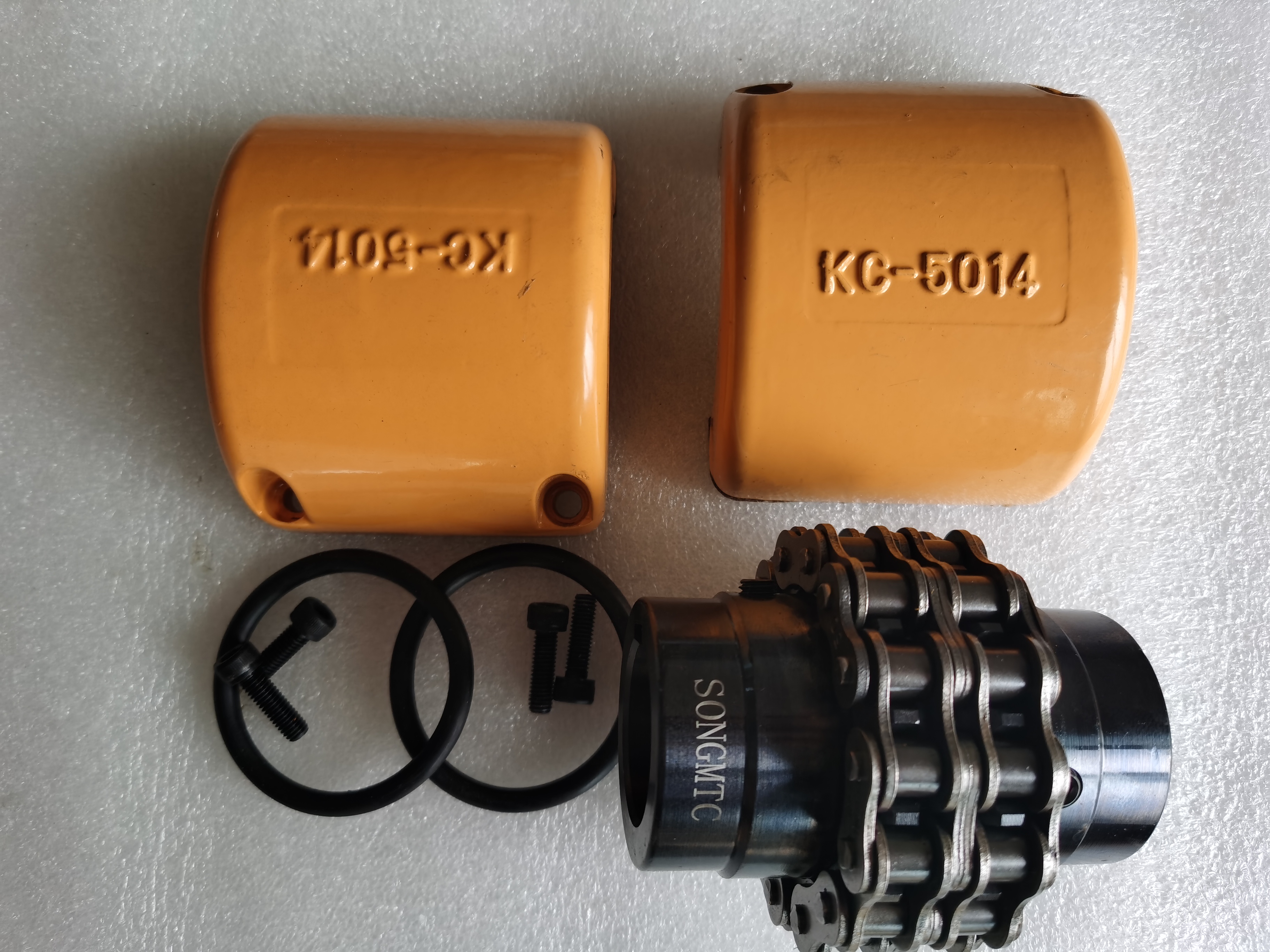KC5014滚子链条式联轴器产品图片