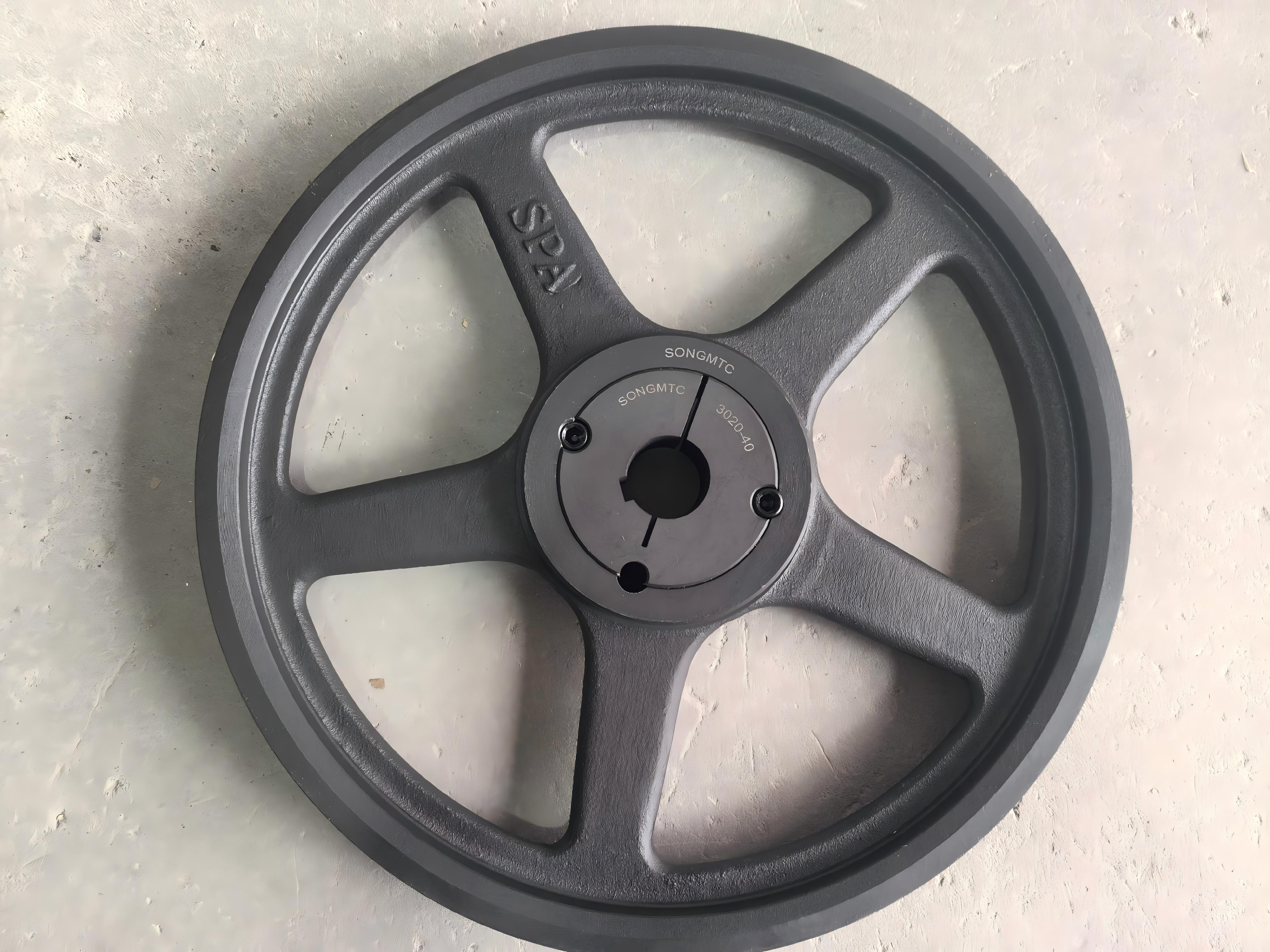 SMCD-SPA630-3-3020锥套式皮带轮产品图示，仅供参考